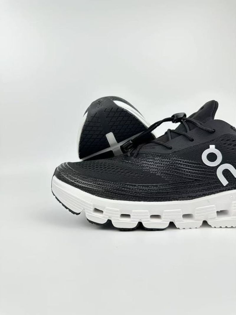 On Running Cloud 6 Coast Sneakers For Men - Image 4