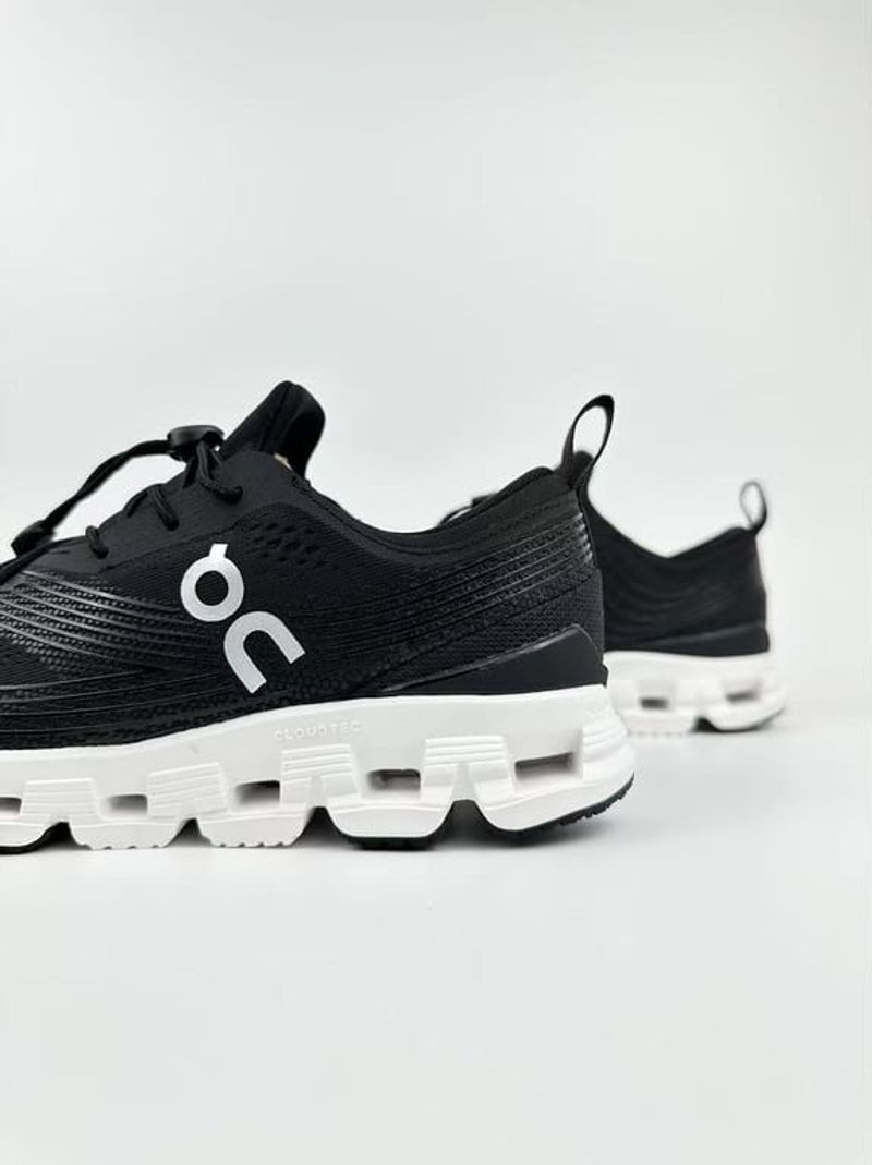 On Running Cloud 6 Coast Sneakers For Men - Image 3