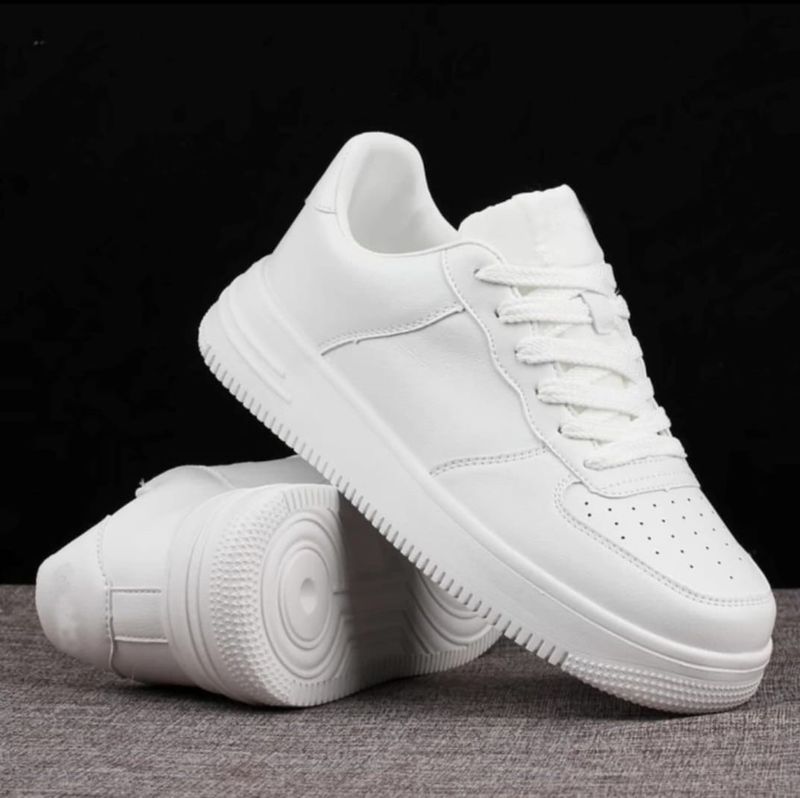 ROASTER Printed Sticker Sports Sneakers For Men - Image 6
