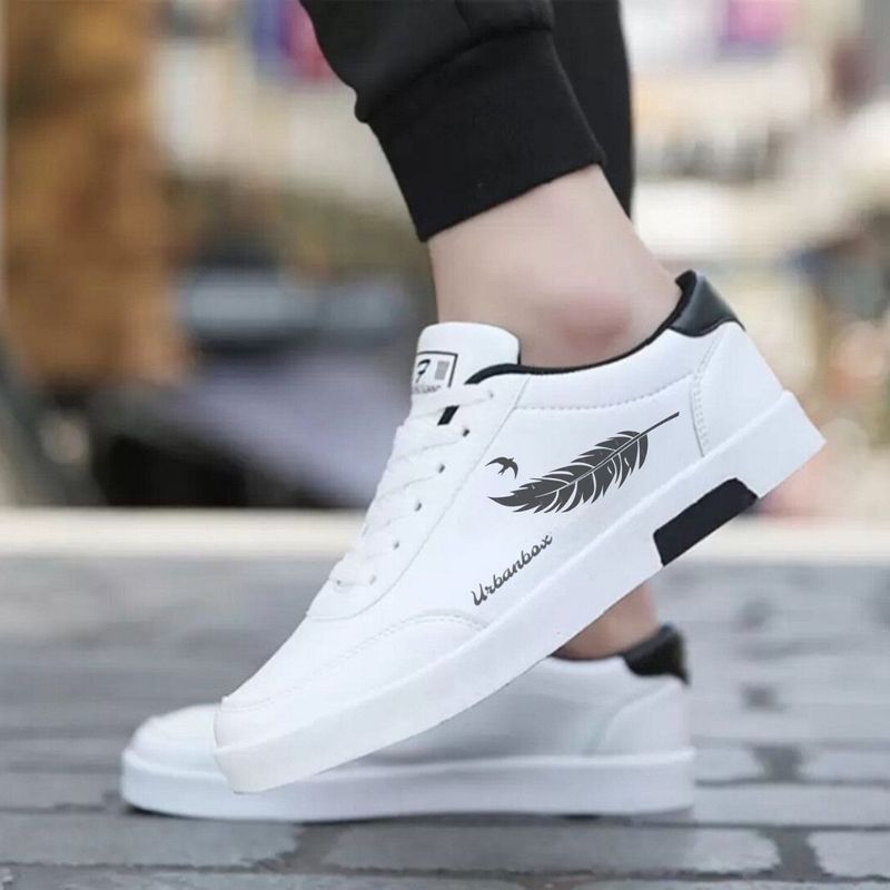 URBANBOX Latest Trending Casual Running Walking Sneaker सà¥à¤¨à¥à¤à¤°à¥à¤¸ (सफà¥à¤¦, à¤à¤¾à¤²à¤¾) - Image 4