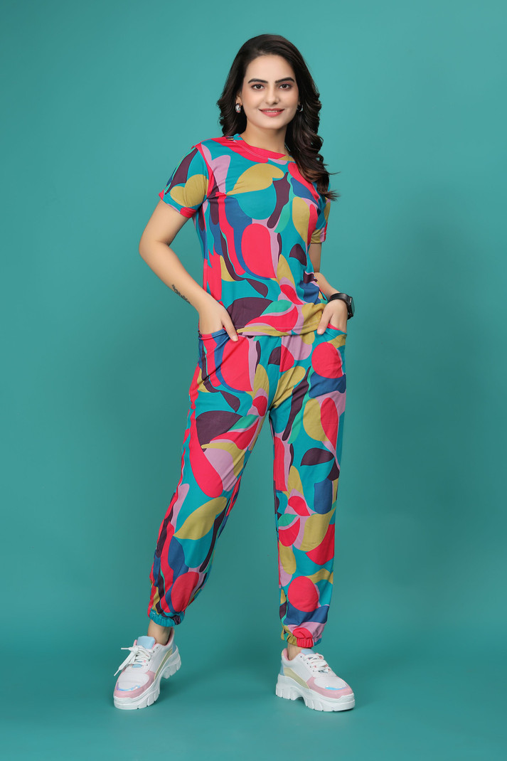 SAKARMAA Women Printed Multicolor Night Suit Set