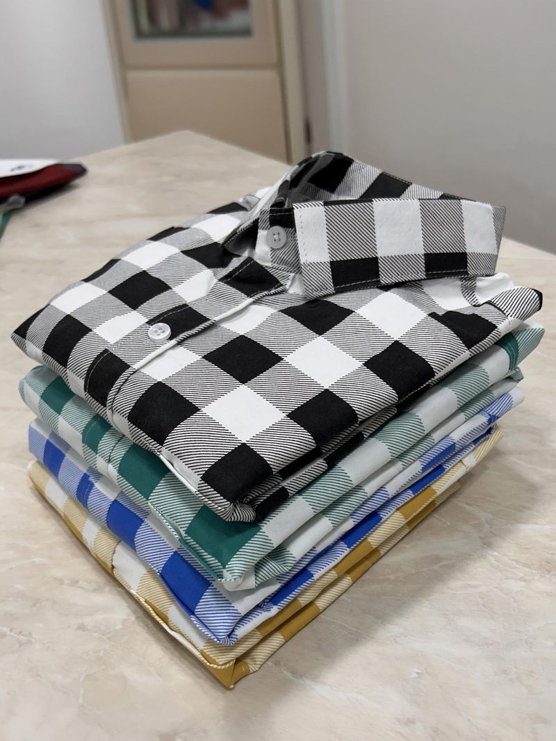 Men Regular Fit Checkered Spread Collar Casual Shirt - Image 2