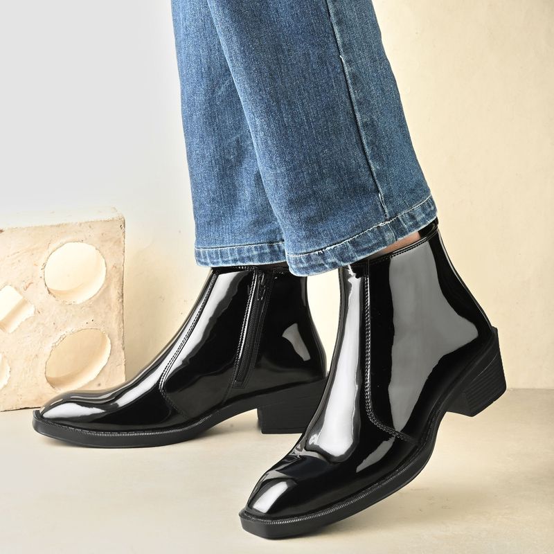 Versatile Men's Chelsea Boots - Image 3