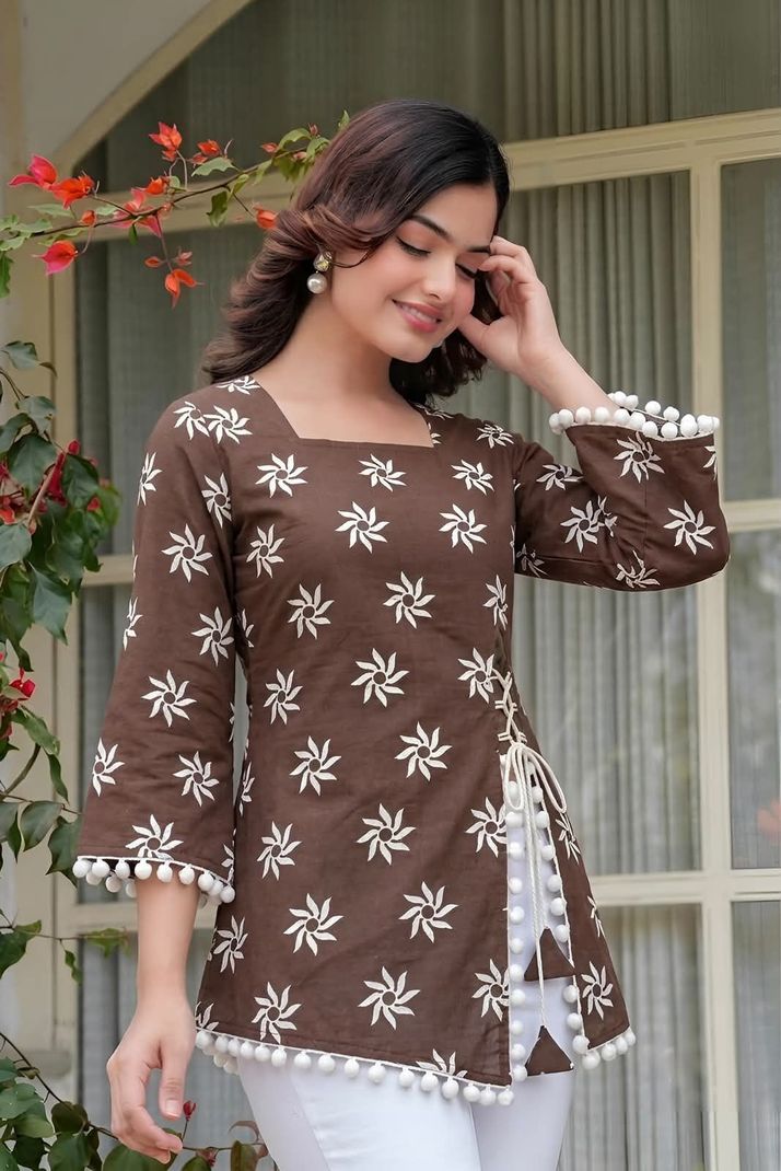 FABRICFETCH TEXTILES Women Brown Floral Print Top - Image 5