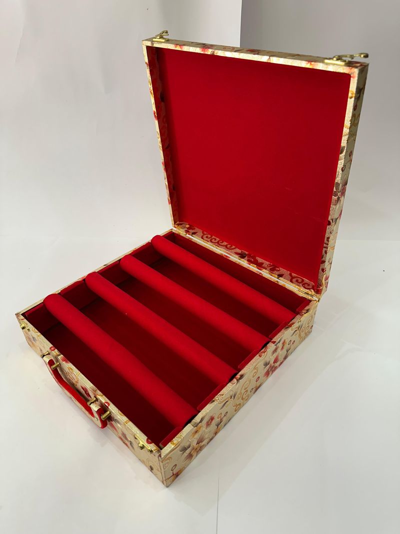 tosim 4-Rod Bangle Box with Red Velvet Interior, Gold - Image 5