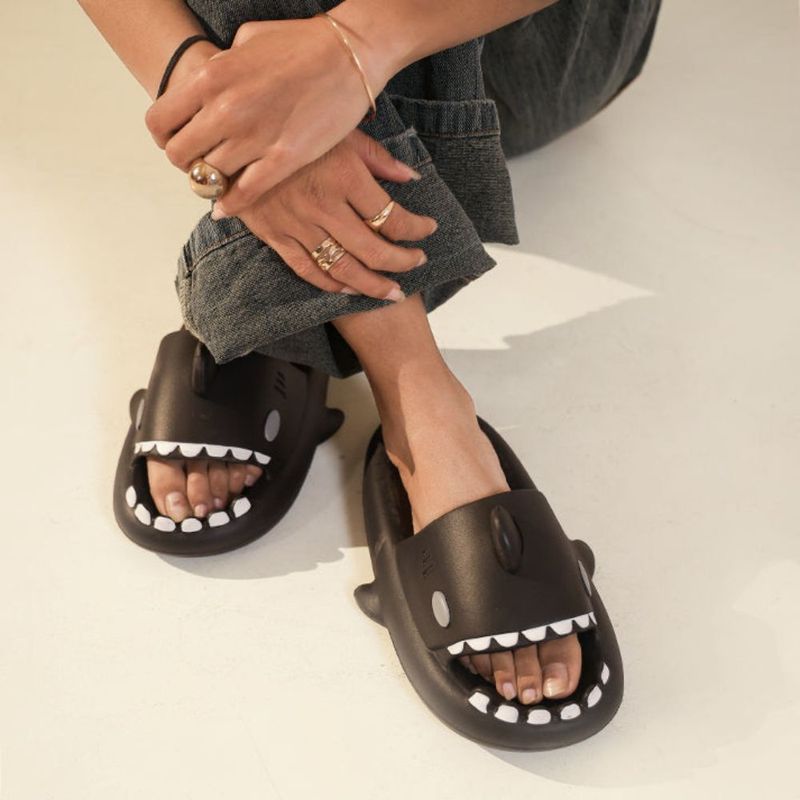 Loox.In Men Slippers Black Size 9 - Image 4
