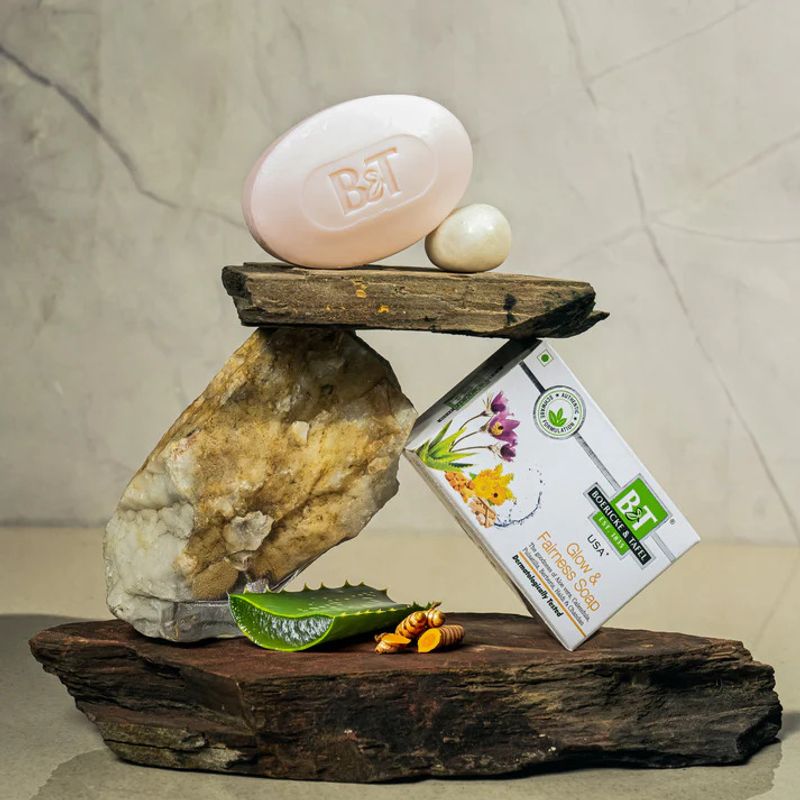 BT BOERICKE & TAFEL Glow and Fairness Cleansing Soap - Image 4