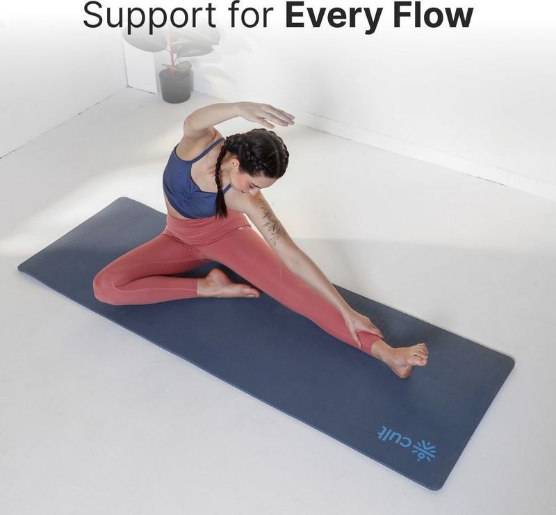 Cult TPE 10mm Yoga Mat with Strap & Bag Blue - Image 3