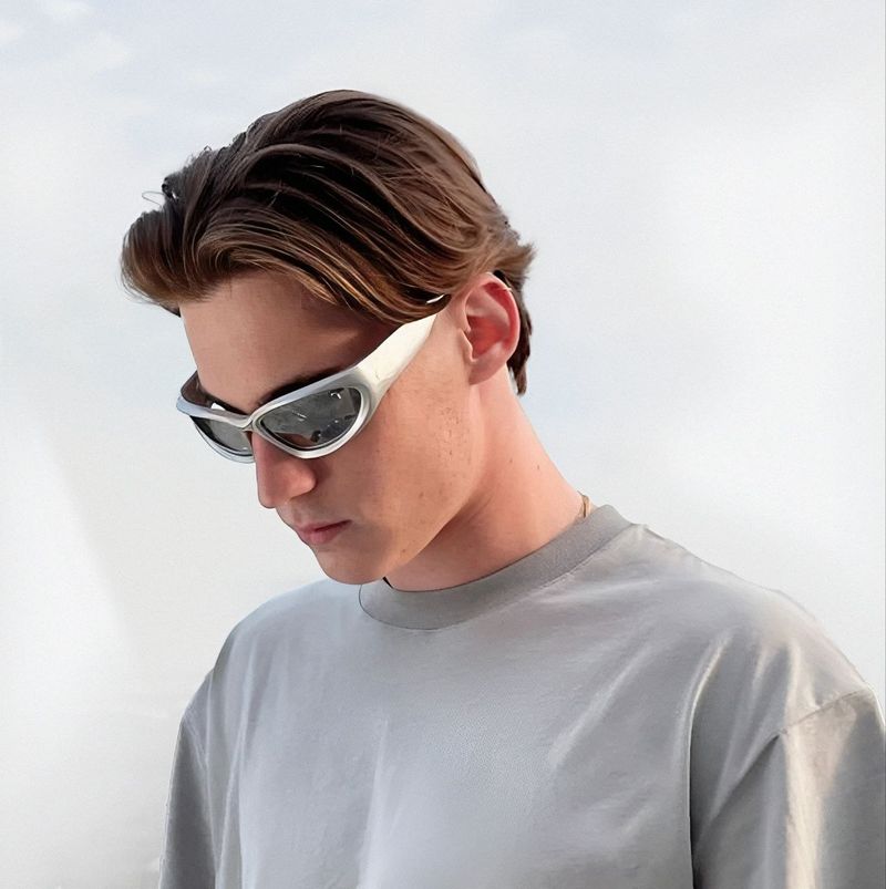 spectaswag UV Protection Riding Sunglasses - Image 4