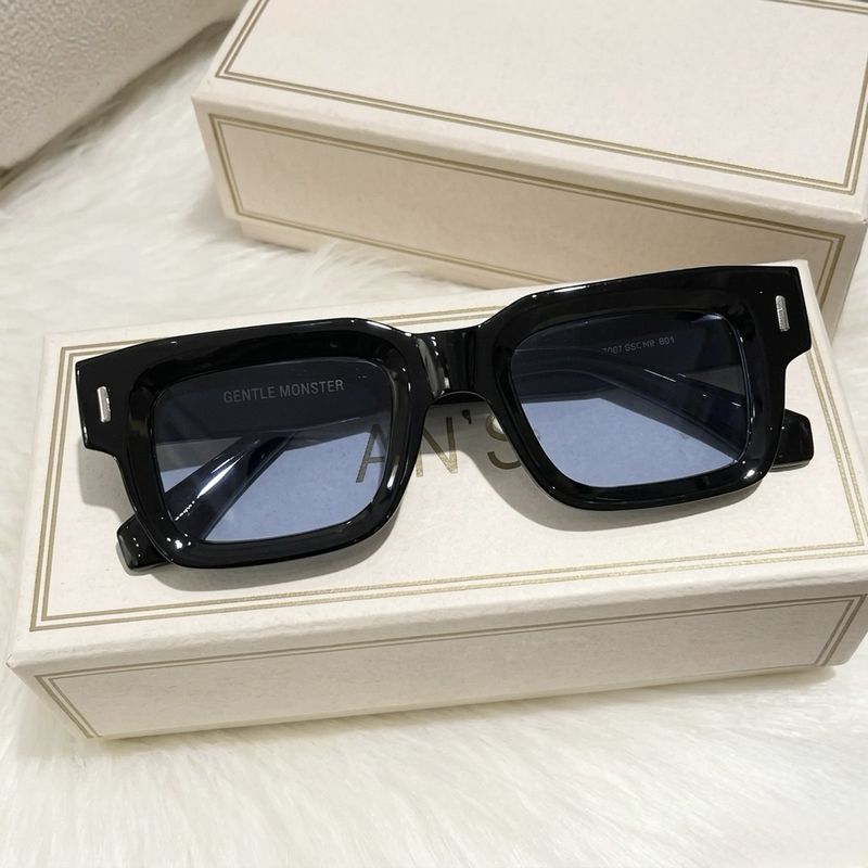 Poshh eyewear UV Protection Wayfarer Sunglasses 49 - Image 2