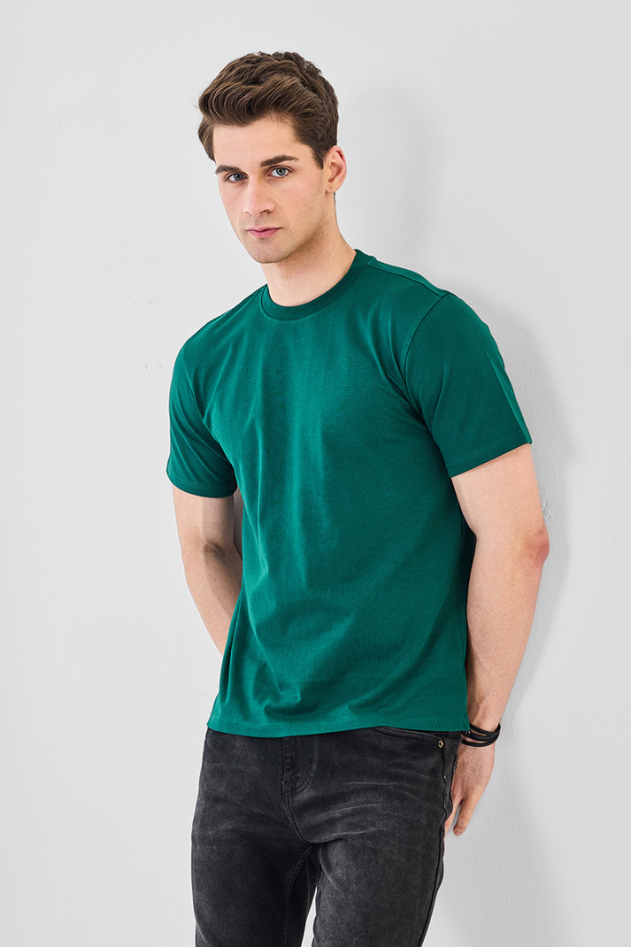 Men Solid Crew Neck Pure Cotton Dark Green T-Shirt