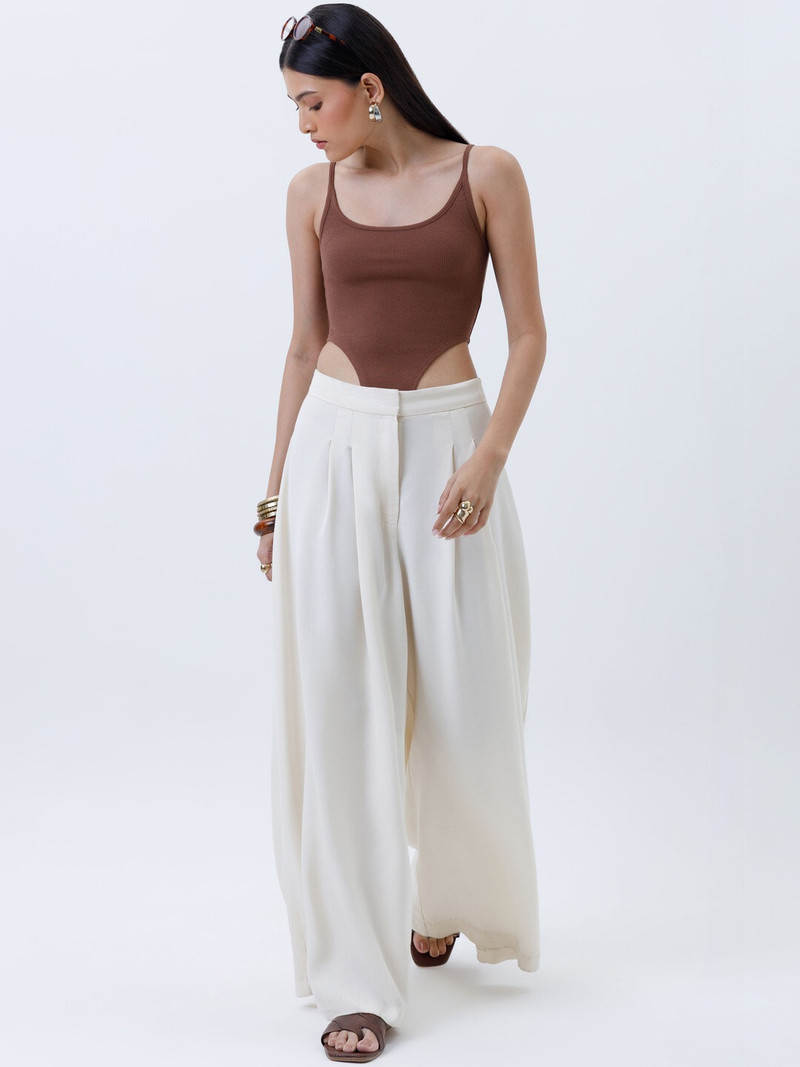 Casual Sleeveless Solid Women Brown Top view 3