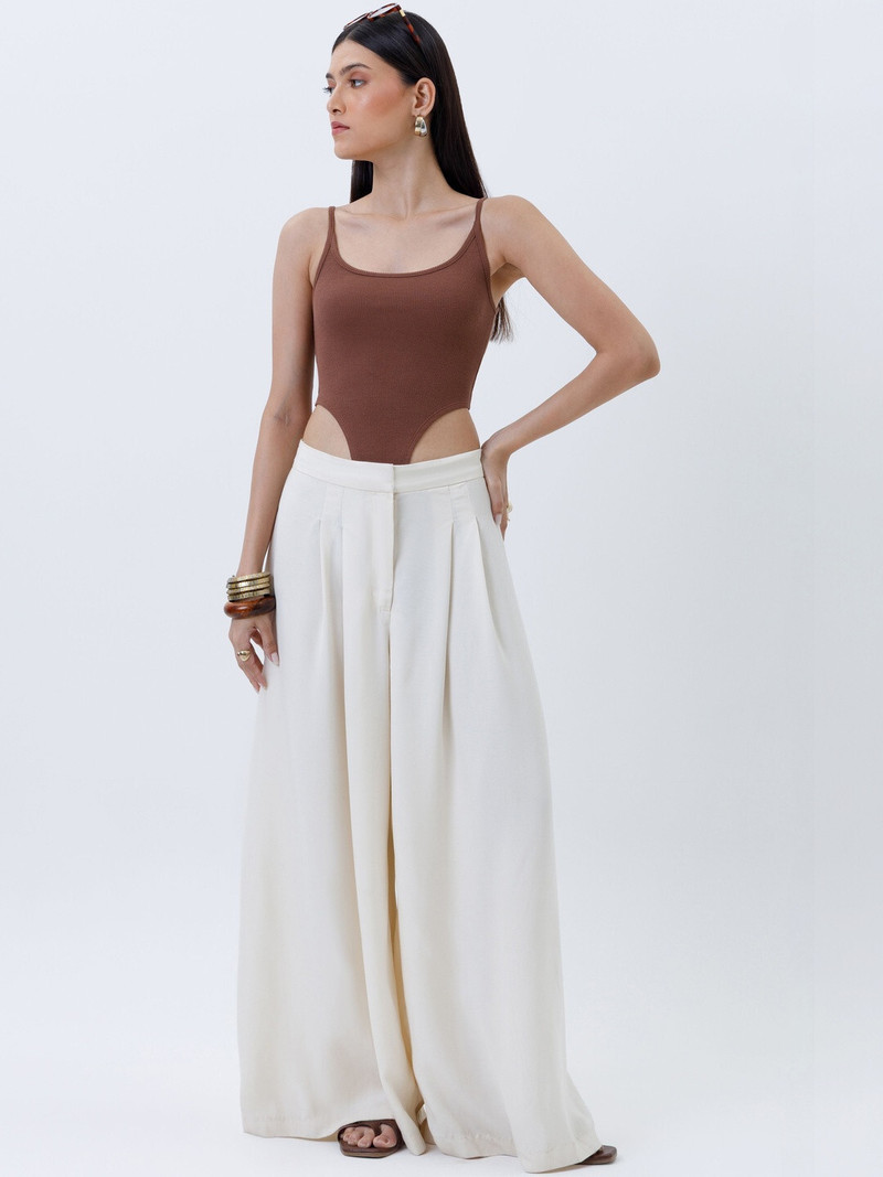 Casual Sleeveless Solid Women Brown Top view 5