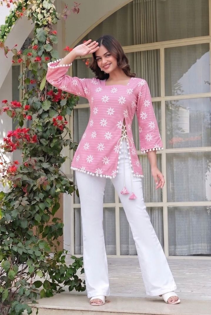 FABRICFETCH TEXTILES Women Pink Printed Top - Image 5
