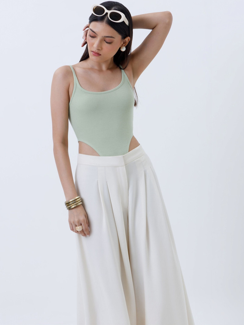 COLOR CAPITAL Casual Sleeveless Solid Women Green Top view 5
