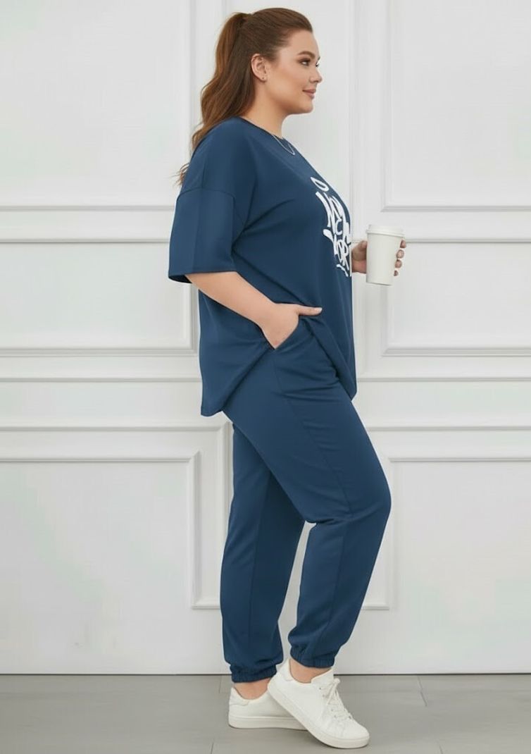 SOFTEN Graphic Print Women Track Suit - Image 4