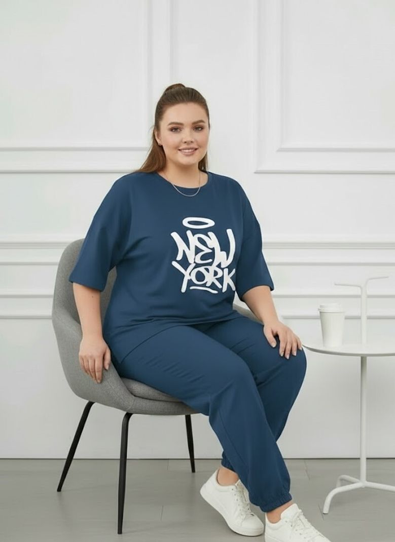 SOFTEN Graphic Print Women Track Suit - Image 5