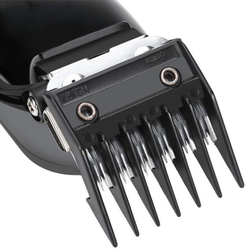 RFD J Professional Rechargeable Razor - Image 4