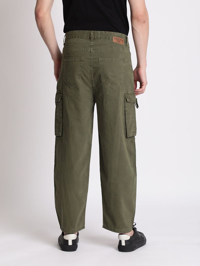 Roadster Men Loose Fit Dark Green Cotton Trousers - Image 3