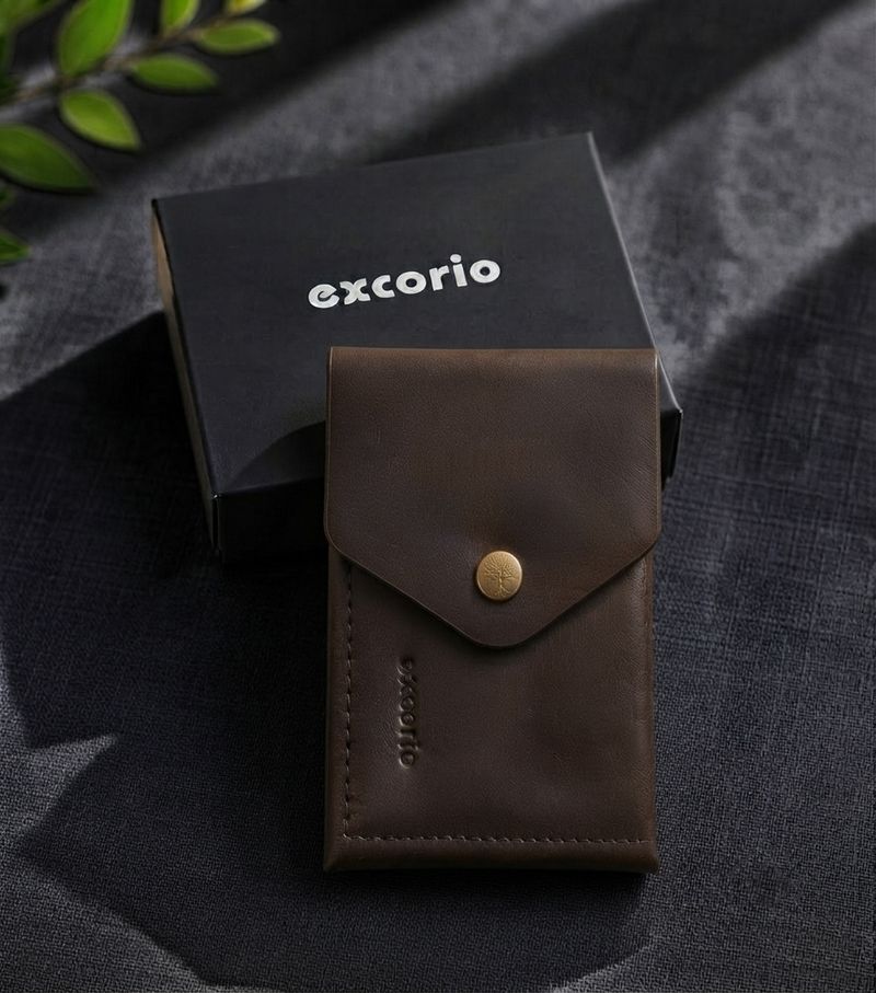 eXcorio Men Brown Leather Wallet - Image 1