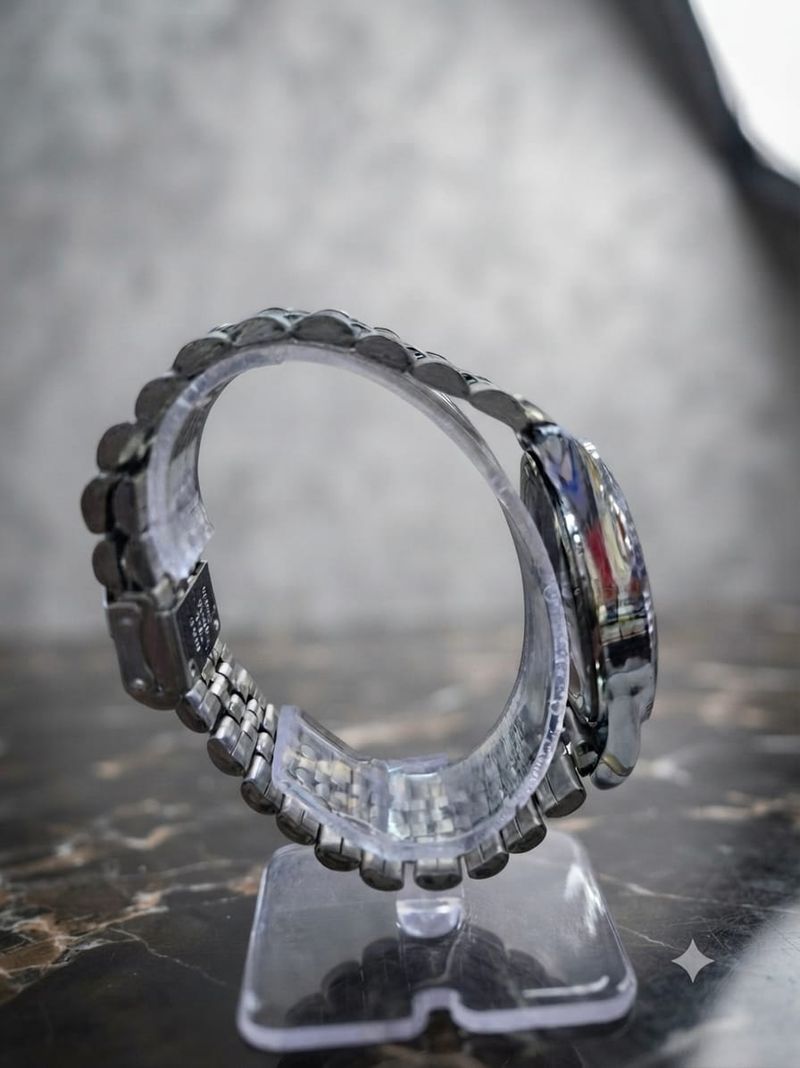 Anika ROLXQ 5544 Silver Analog Watch - Image 3