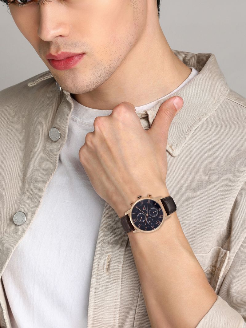 Tommy Hilfiger Blue Dial Brown LeatherStrap Analog Watch - Image 4
