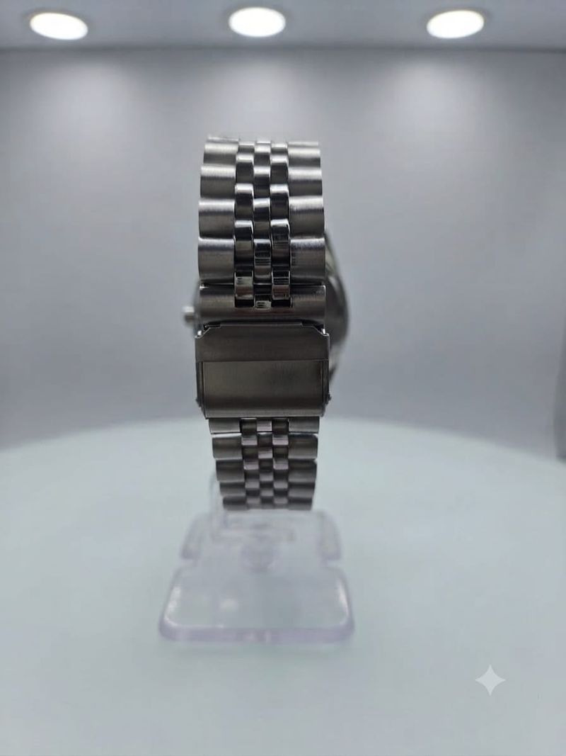 Anika ROLXQ 5544 Silver Analog Watch - Image 5
