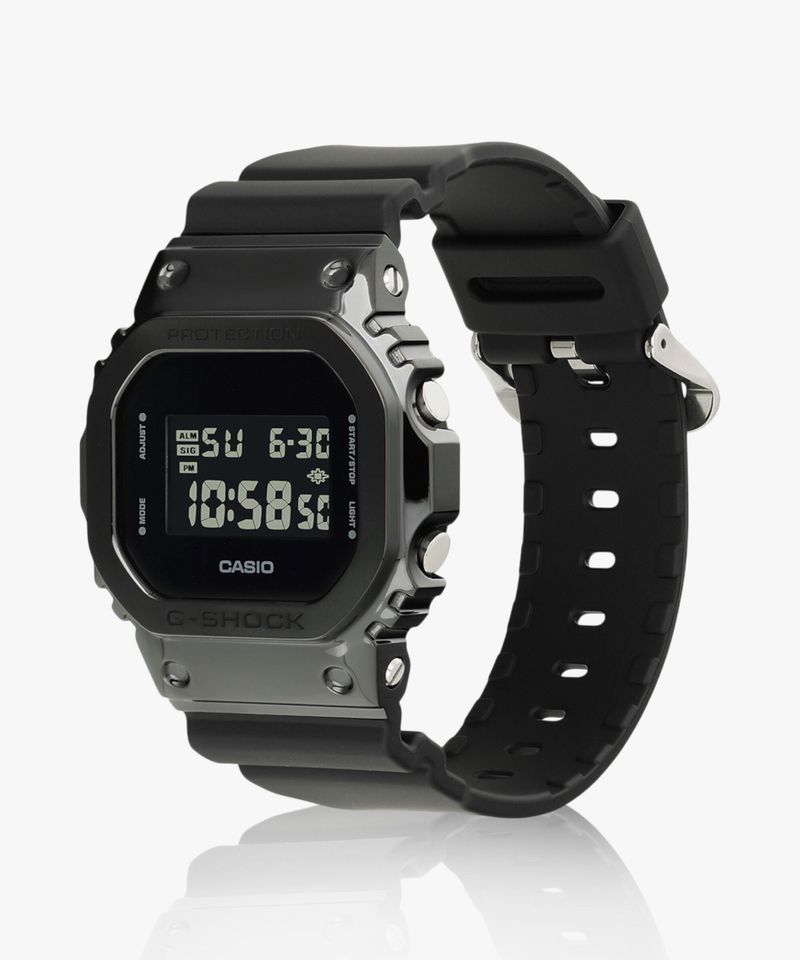 CASIO G-Shock Digital Watch GM-5600UB-1DR - Image 5