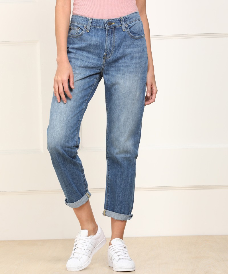 gap mid rise boyfriend jeans