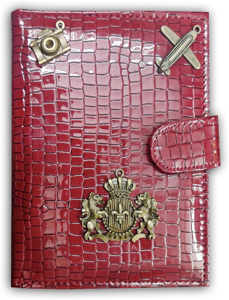 Giftsclub Red glossy passport cover