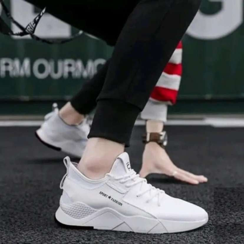 Stylish sports shoes for boys hot sale