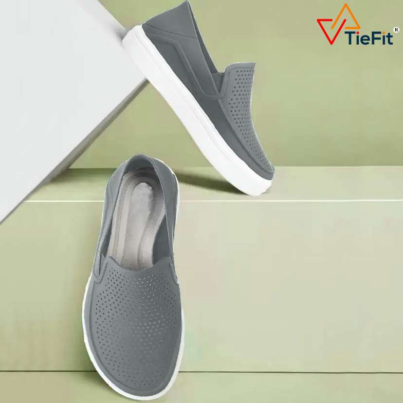 Shoes sneakers price in india online