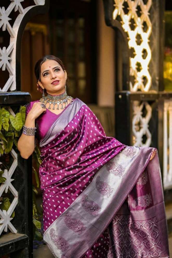 Red Silk Saree With Jacqard Blouse – PureSarees – Buy Luxurious, Banarasi  Silk Sarees Online