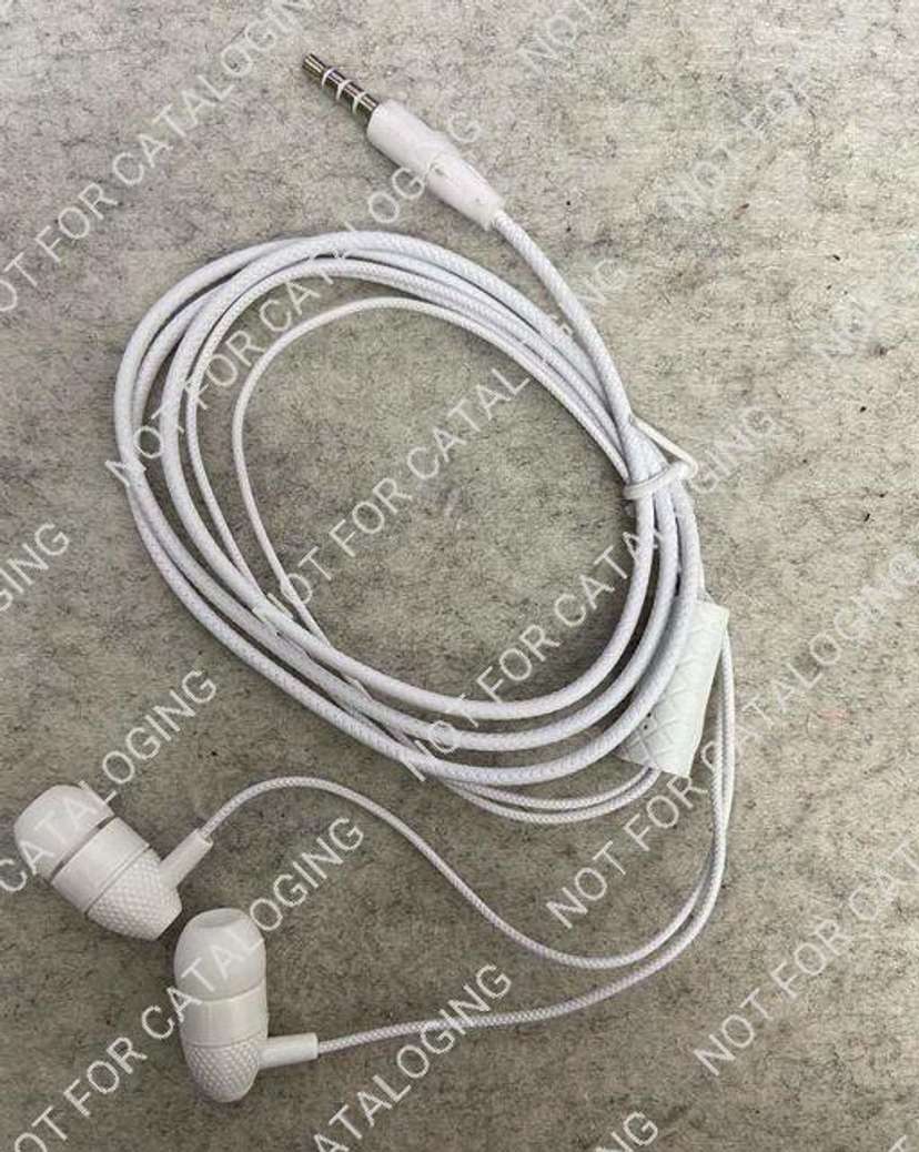 Difference between original online and fake samsung earphones