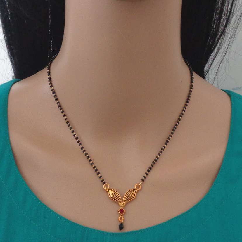 Ramdev art Fashion Jewellery Trendy Gold Mangalsutra For Women