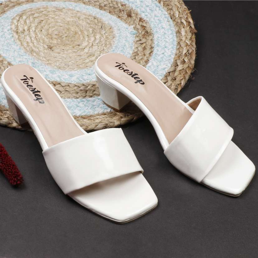 White top heel slippers