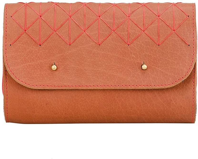 MANDAVA Casual, Party, Formal Brown  Clutch