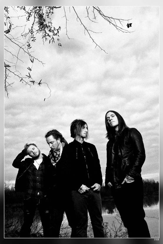 Shinedown Brent Smith Zach Myers Eric Bass Barry Kerch Jasin