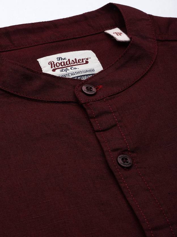 Men Regular Fit Solid Spread Collar Casual Shirt