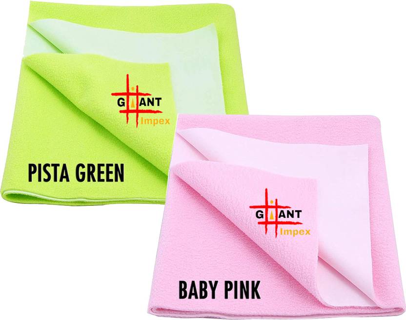 GIANT IMPEX Waterproof Quick Dry Ultra Absorbent Baby Dry Sheet SMALL