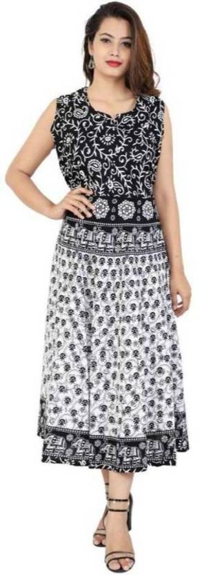 ANUNJA Women Fit and Flare Black Maxi/Full Length Dress