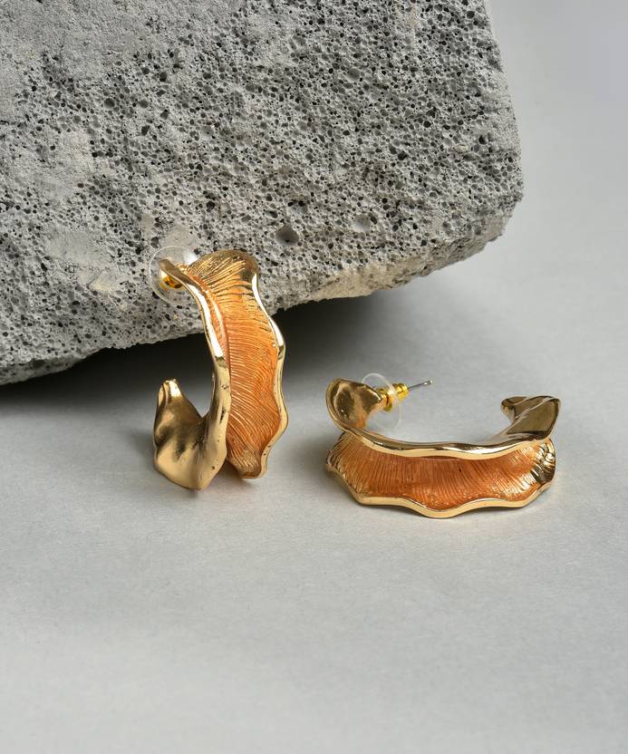 SOHI Trendy Designer Studs Brass Stud Earring