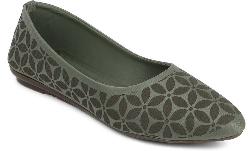 Women Olive Bellies Sandal