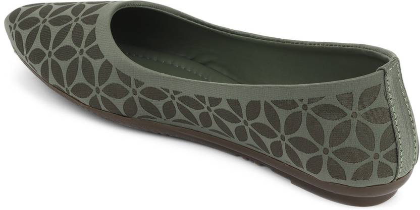 Women Olive Bellies Sandal