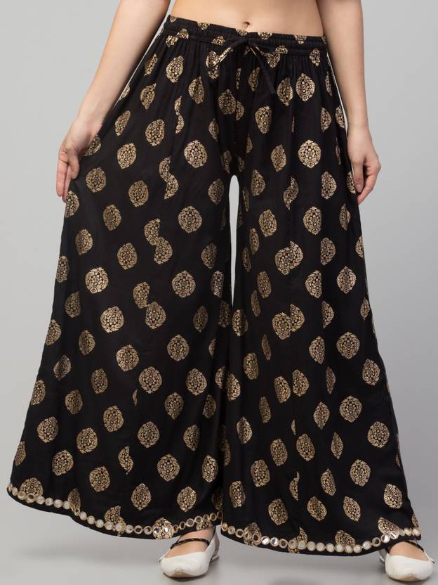 FamBee Flared Women Black Trousers