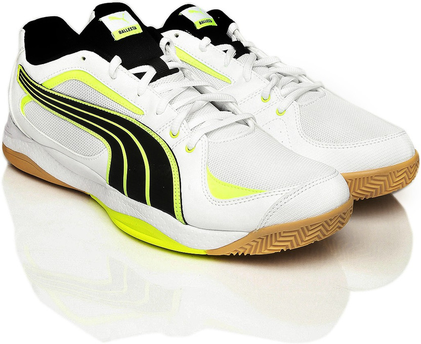 puma non marking shoes for badminton