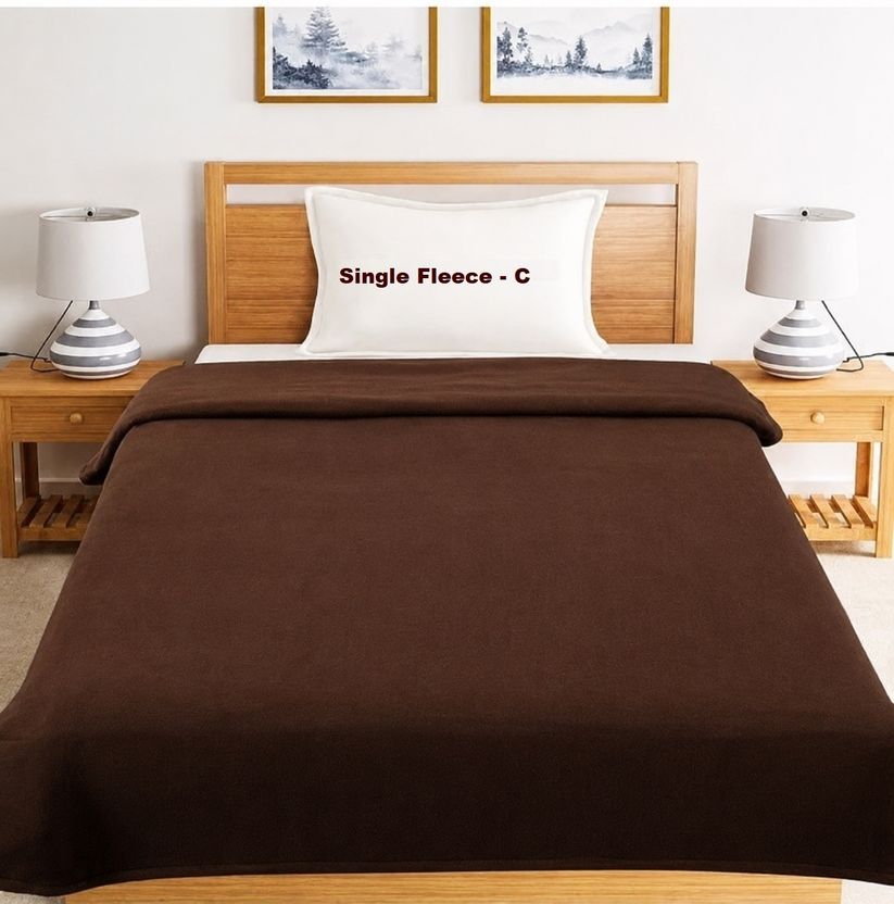 Huemic Solid Single Fleece Blanket for AC Room (Polyester, Red) - Image 10