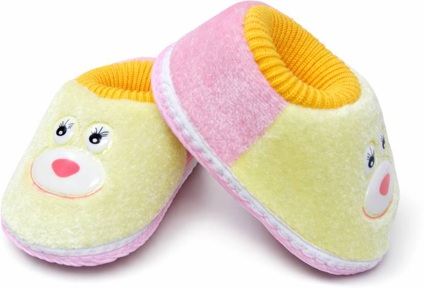 ONFEET Pack of 1 Soft Skin-Friendly New Born Baby Shoes for 0-9M Baby Booties