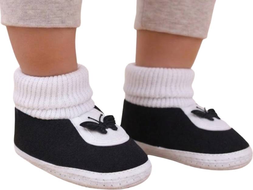 Neska Moda 3 To 12 Months Baby Girls & Baby Boys Soft Cotton Cute Butterfly Booties