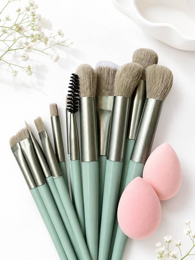 DotAura Beauty 13pcs of Makeup Brush set with 2 pink sponges